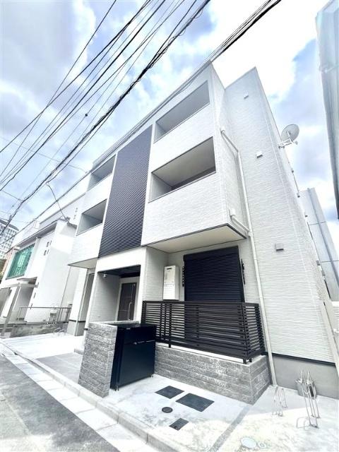 渋谷駅より徒歩7分 新築 3階建の賃貸物件