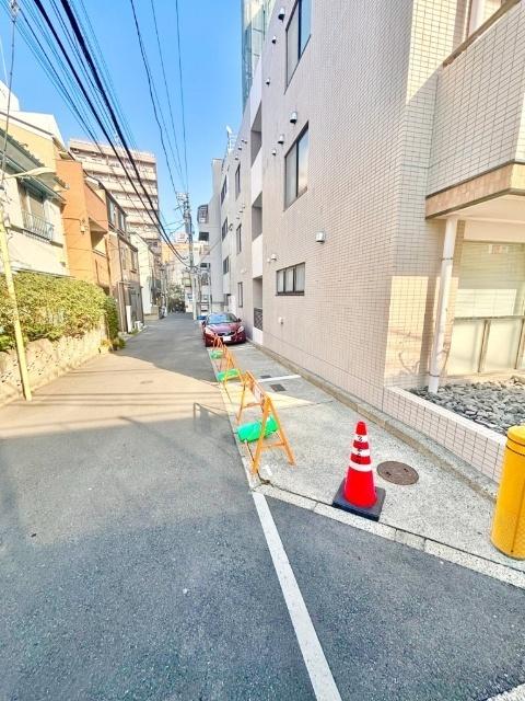 ウインベル平野（単身者限定）（0305） 駐車場