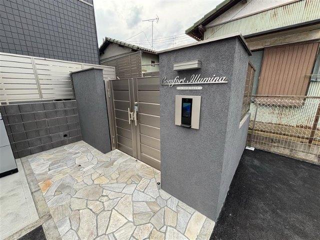 コンフォートイルミナ エントランス