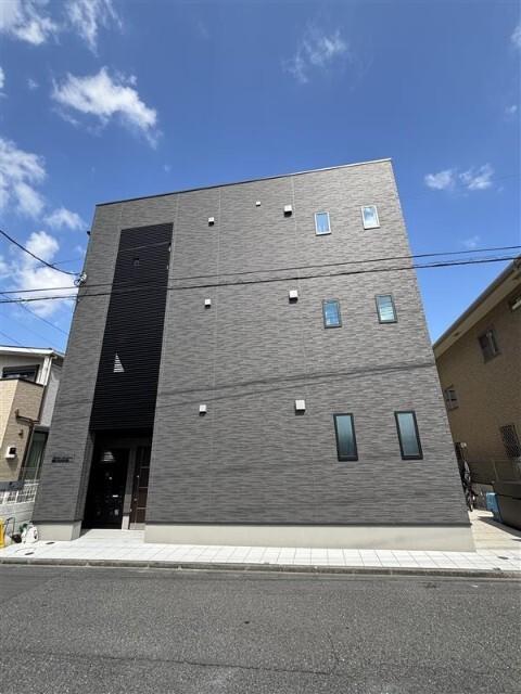 マタン　エザンス 外観