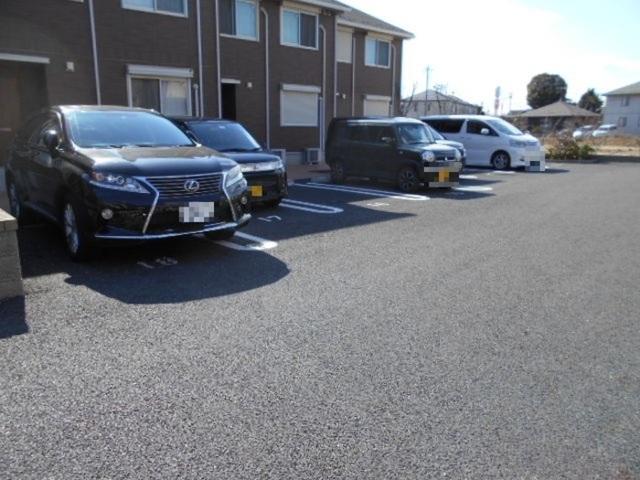 イーグレット　C（202） 駐車場