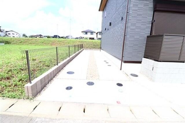 La Maison Masha（102） 駐車場