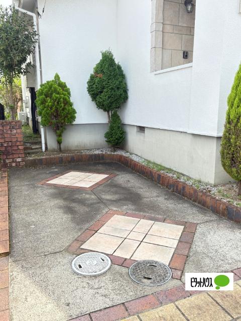 おゆみ野１丁目戸建（0001） 駐車場