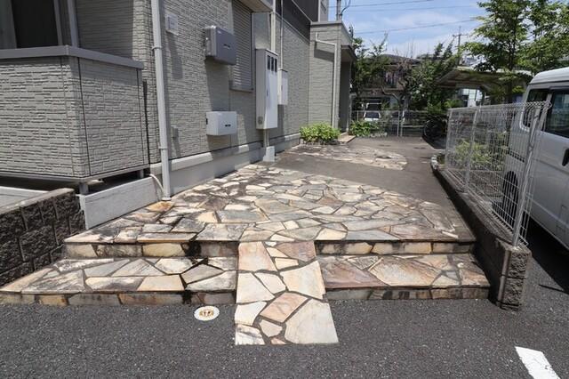 Ｄ-ｒｏｏｍ与野公園 Ｒｏｓｅ Ｐａｒｋ（302） エントランス