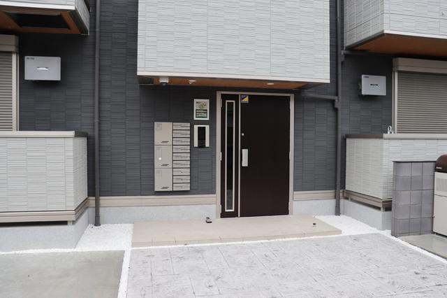 D-ROOM南越谷（102） エントランス