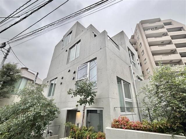 恵比寿駅より徒歩9分 築2年5ヶ月 4階建の賃貸物件