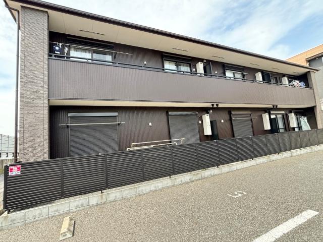 アザブ　モア（0103） 外観