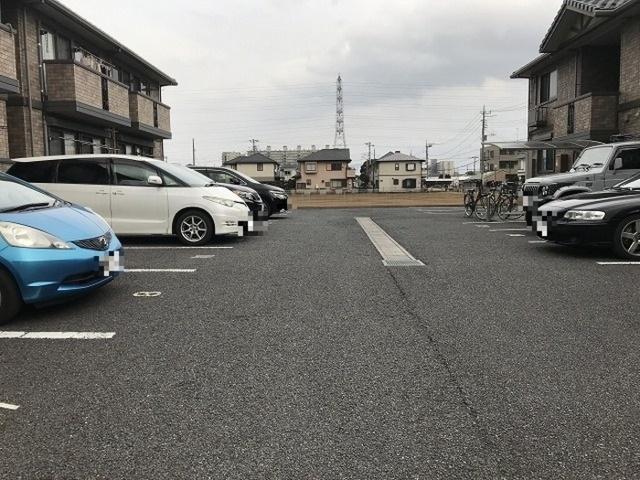 ウィルモア新松戸　A棟（A102） 駐車場