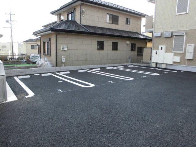 サンボナール（102） 駐車場