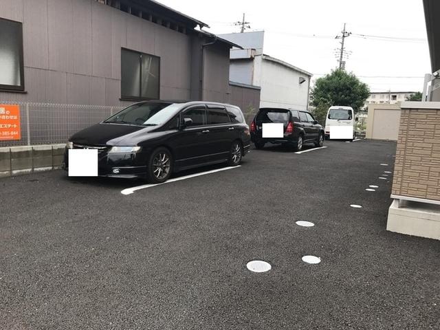カーサ・セレーノ（101） 駐車場