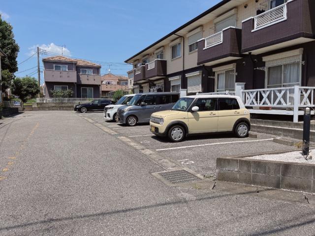 アスティオン　壱番館（0202） 駐車場