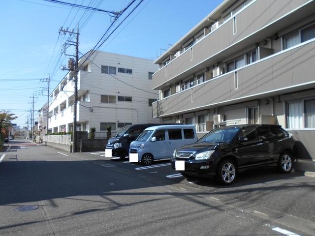 エスポワール（302） 駐車場