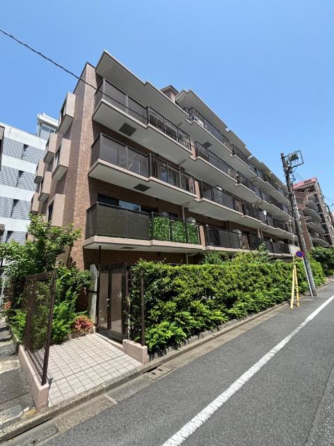 大通り沿いではありません