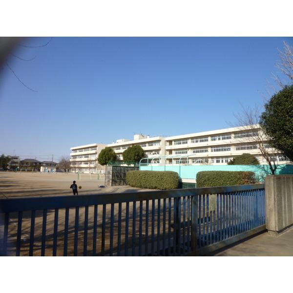 富士見市立みずほ台小学校：373m