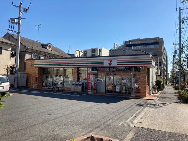 近隣セブンイレブン