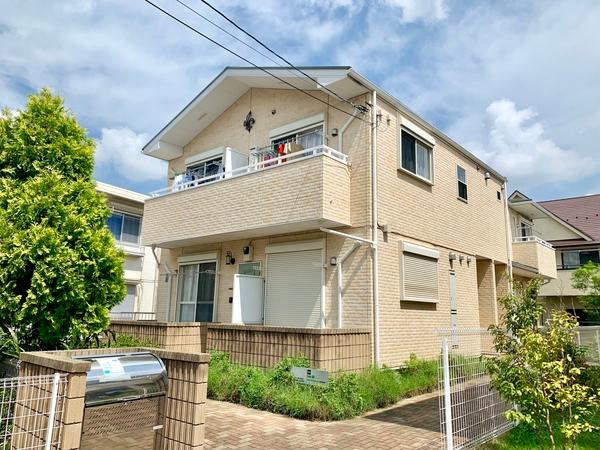 戸建てのような外観