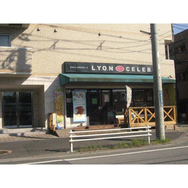 近隣パン屋さん