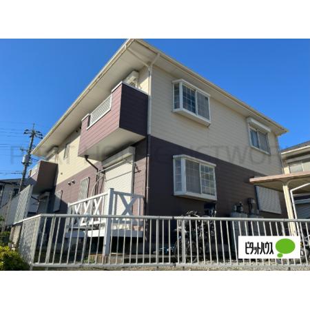 志木駅徒歩１５分。駐車場ございます。