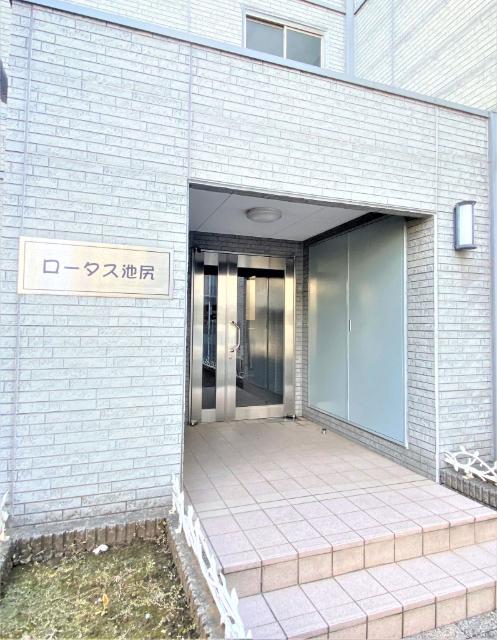 ロータス池尻 エントランス