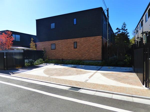 ７ｔｈＡｖｅｎｕｅＳｅｒｅｎｏⅠ 駐車場