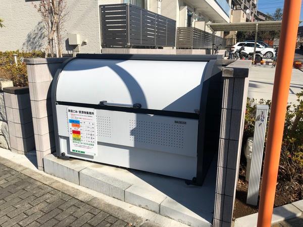 エレンシアⅢＢ 物件画像