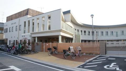 apartment 仲原４丁目