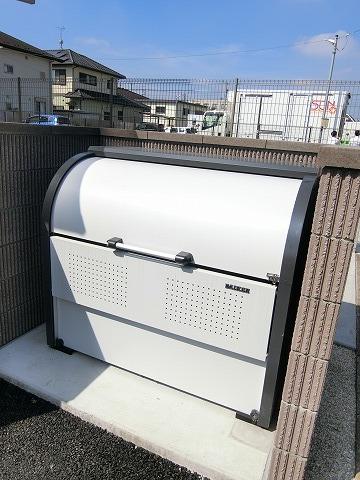 apartment 仲原４丁目