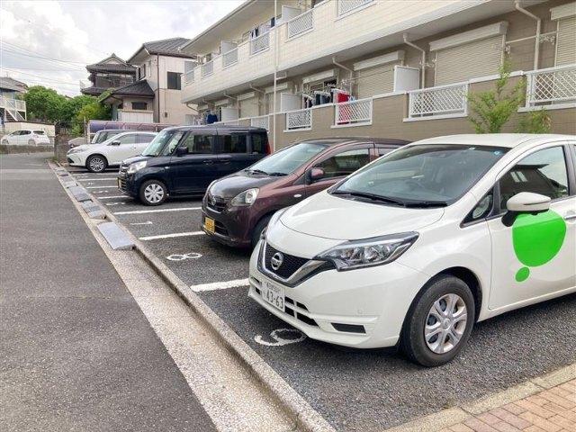 ライフピアおゆみ野　１ 駐車場