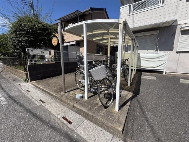 イーストベリーハウスＡ 物件画像