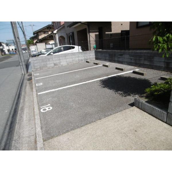 スペリオール　Ⅲ番館 駐車場