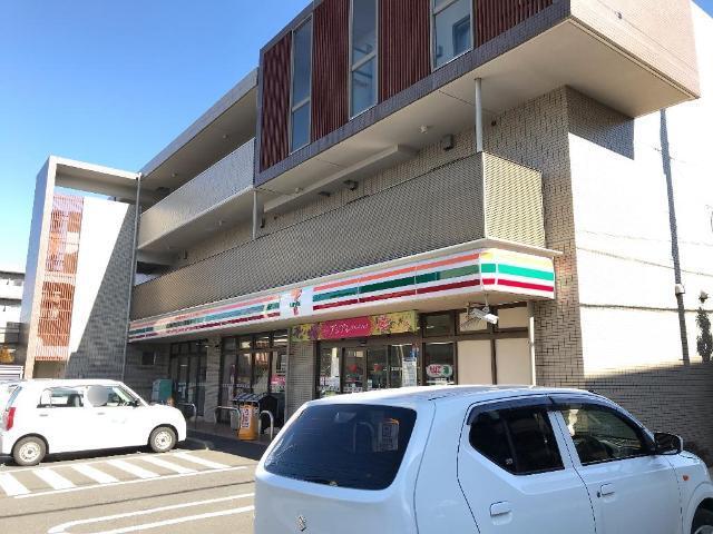 セブンイレブン船橋前原東4丁目店：51m