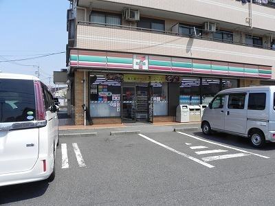 セブンイレブン柏大室店：500m