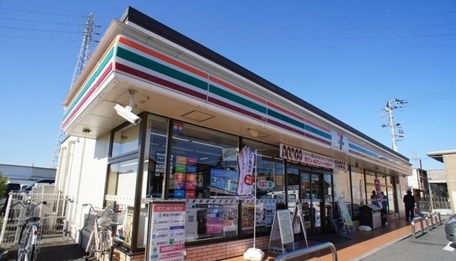 セブンイレブン草加柳島南店：240m