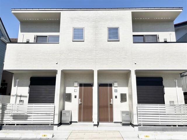 南側駐車場のため陽当り良好　駐車場１台付