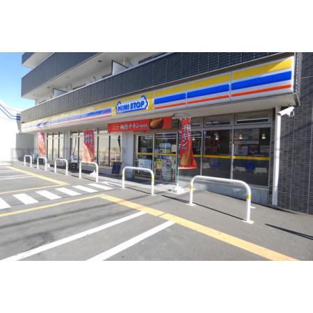 ミニストップ東越谷3丁目店：453m