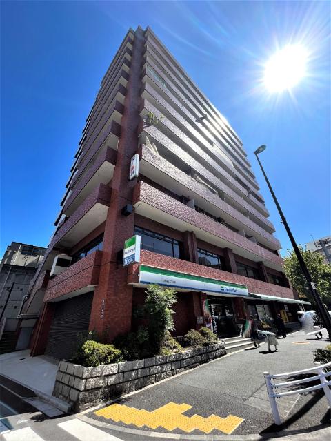 1階コンビニエンスストアあり