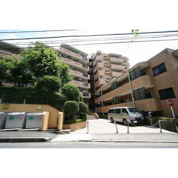 西府駅から徒歩４分の好立地