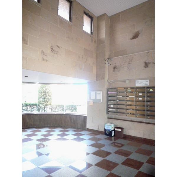 広く、高級感あります。