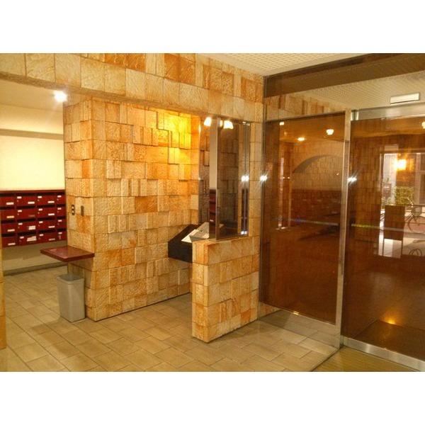 エントランス内