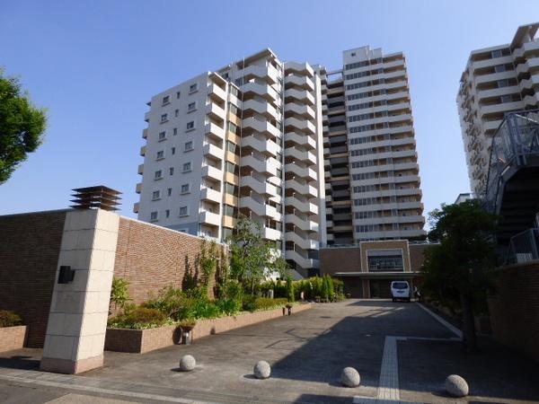 免震構造の高級感漂うビックコミュニティーマンション