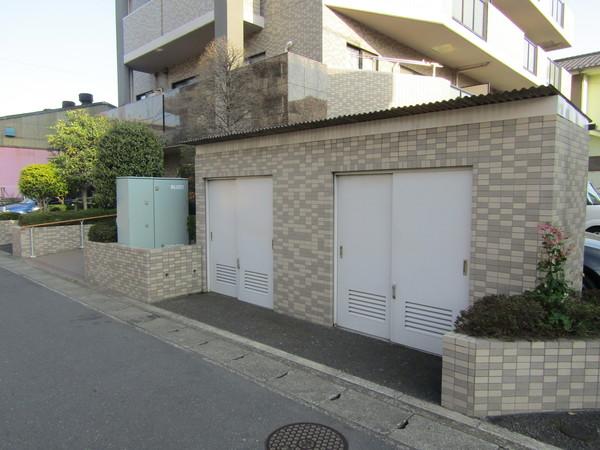 ゴミ置き場