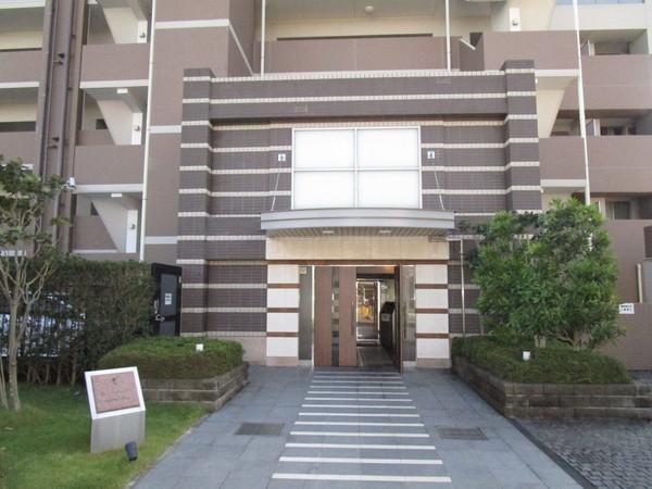 駅側エントランス