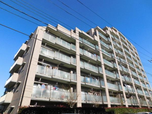 南西側から撮影。陽当り良好