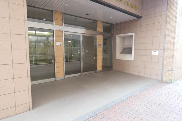 ライオンズステーションタワー北越谷 エントランス
