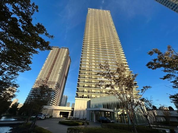 鉄筋コンクリート造・鉄骨造地下2階付地上49階建て・総戸数861戸