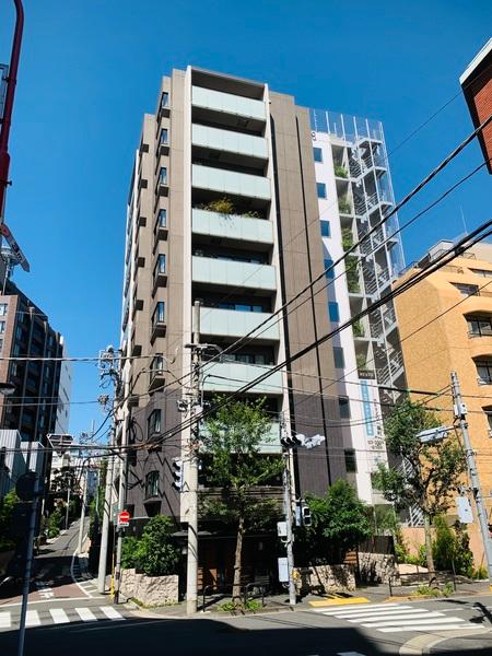 鉄筋コンクリート造地上10階建て・総戸数27戸
