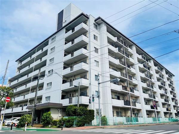 角地に位置し、風通し良好