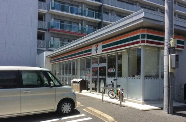 セブンイレブン成田加良部店