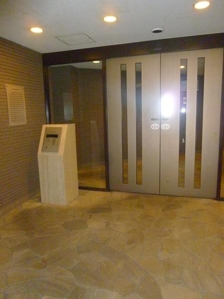 ベルシャトゥ立川 エントランス