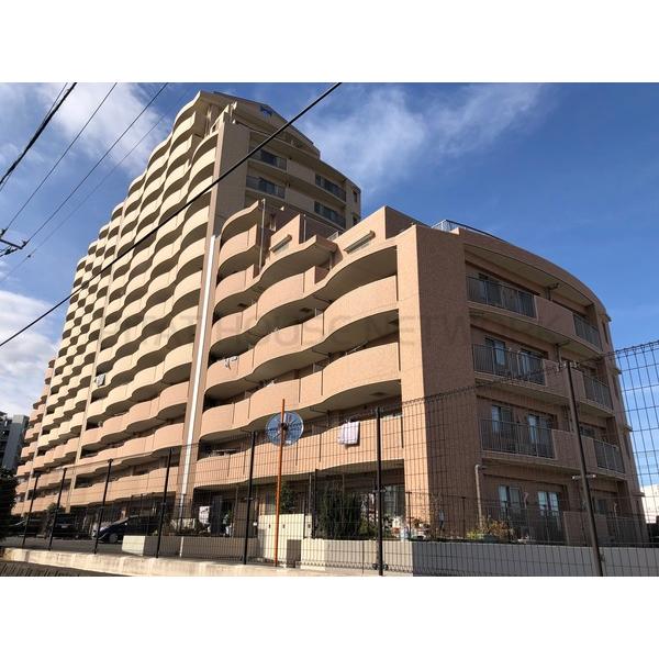 パインズマンション成田